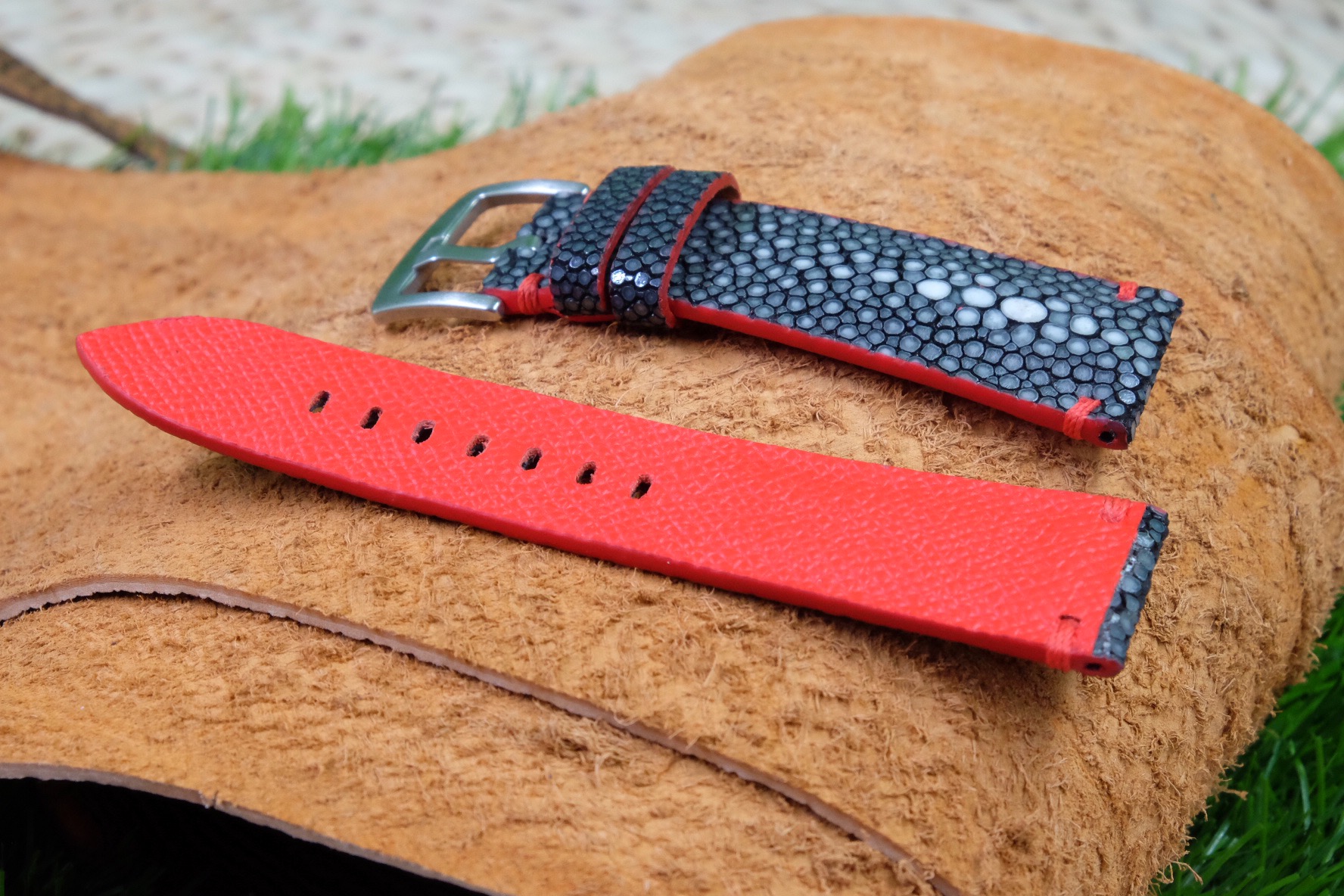 White-red epi leather watch strap HDCLE78