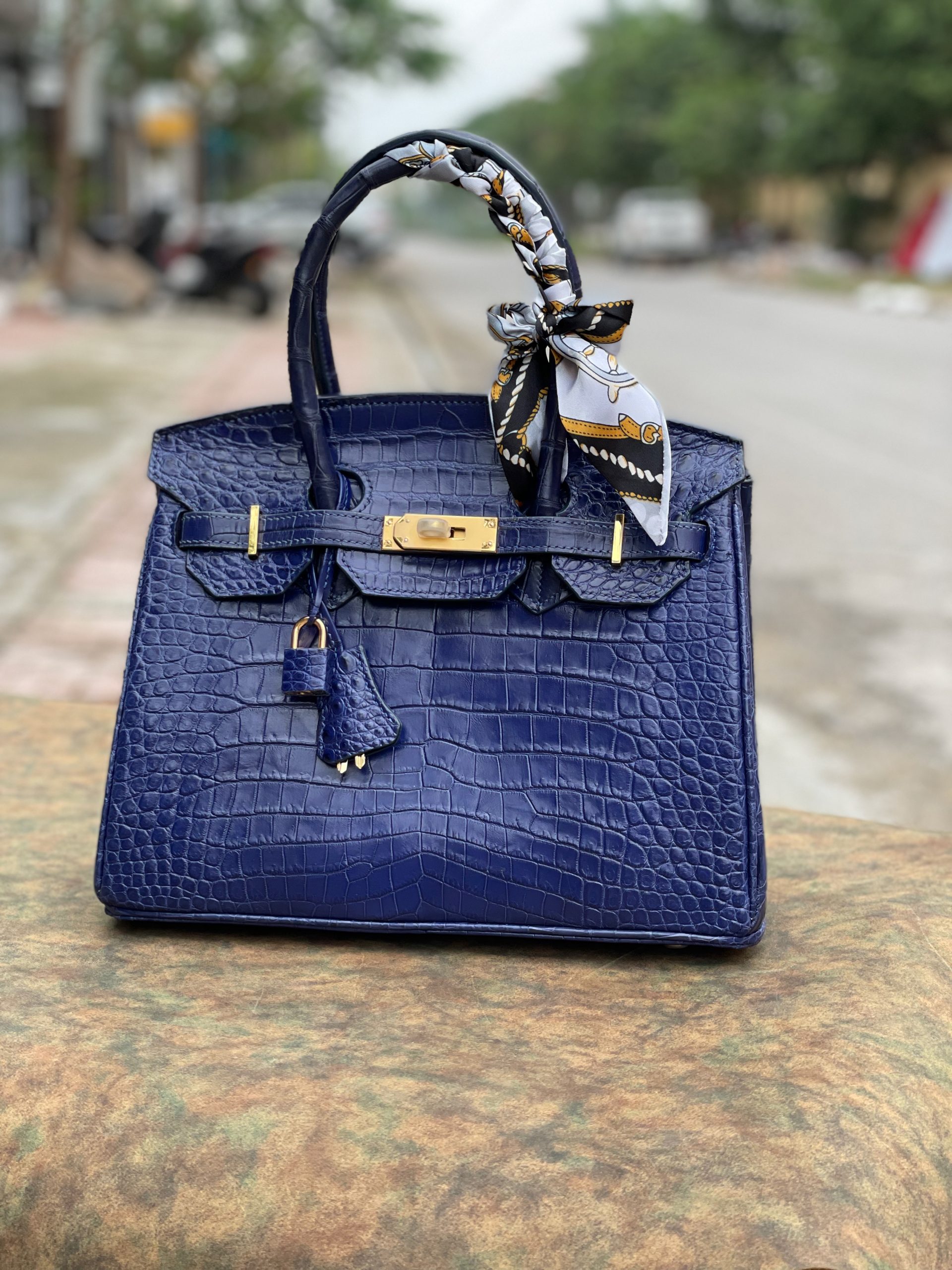 Bespoke blue crocodile handmade handbag HDHBCR03